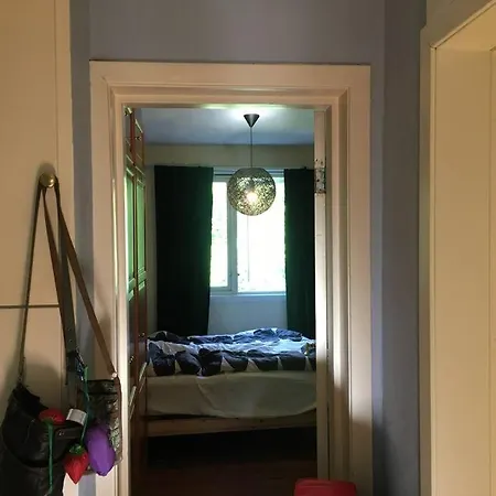 Spacious 2br - Quiet Area Διαμέρισμα *
